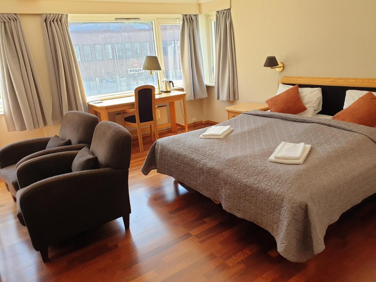 Bremanger Fjord Hotell Svelgen Bagian luar foto