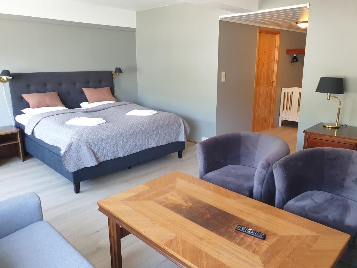 Bremanger Fjord Hotell Svelgen Bagian luar foto